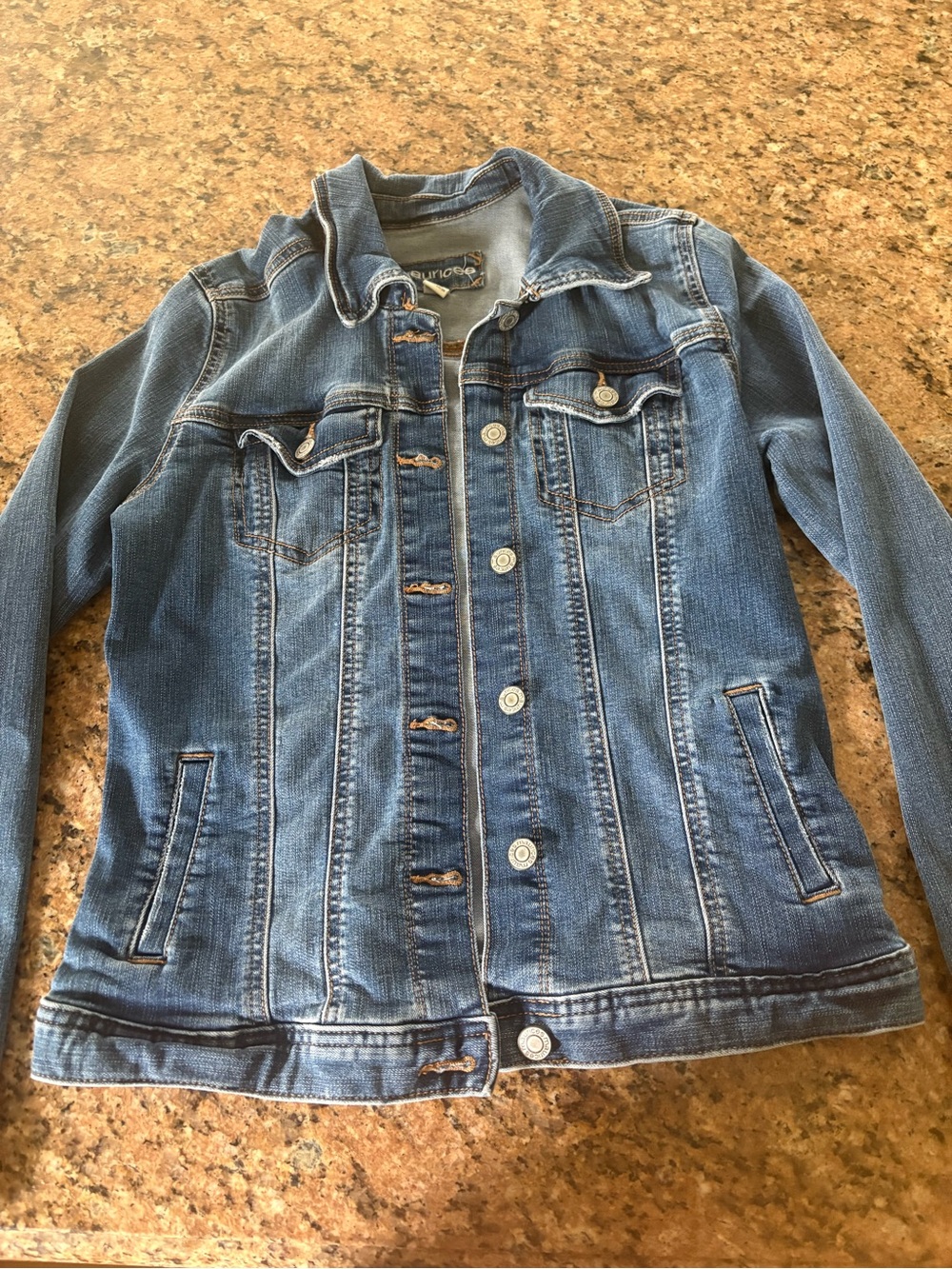 Maurices Medium Blue Denim Jacket like new